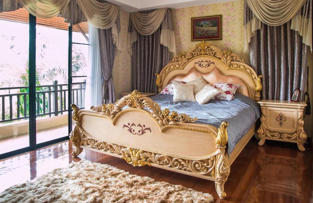 5 Bedrooms In Laguna Village Villa Phuket